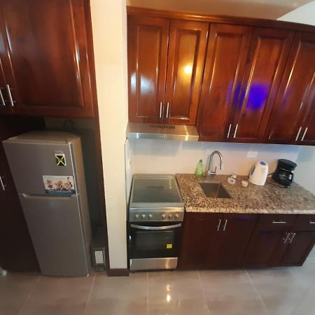 Beach 1 Bedroom 32 Ocho Rios Exteriör bild
